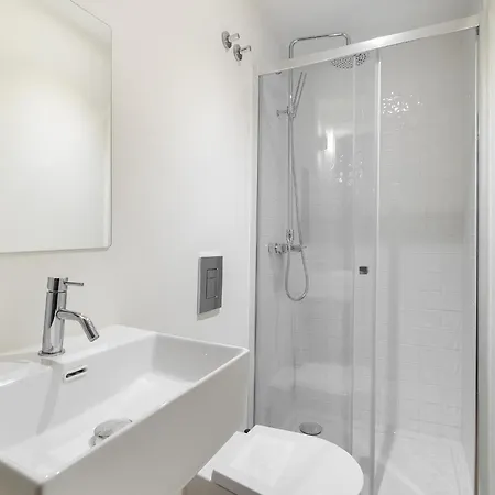 Апартаменты Whome Explore From A Cozy Base In Alfama