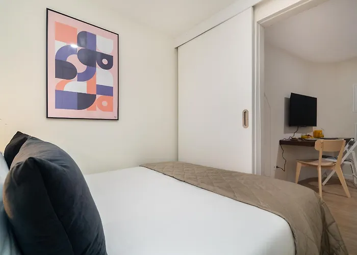 Whome Explore From A Cozy Base In Alfama Lägenhet Lisboa