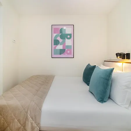 아파트 Whome Explore From A Cozy Base In Alfama